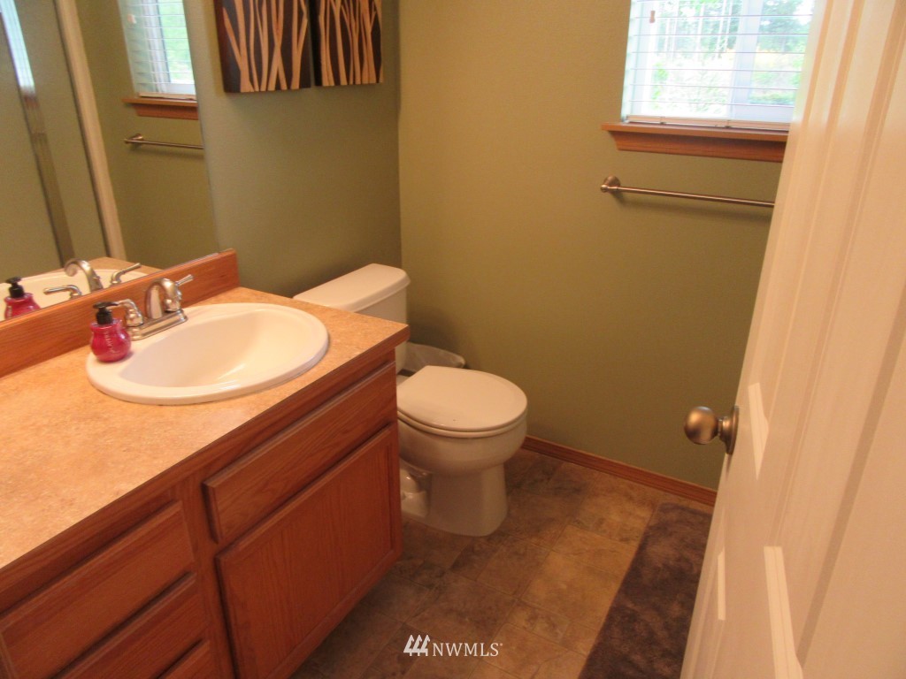 103 Moonlit Lane Winlock, WA 98596 - Photo 12 of 21