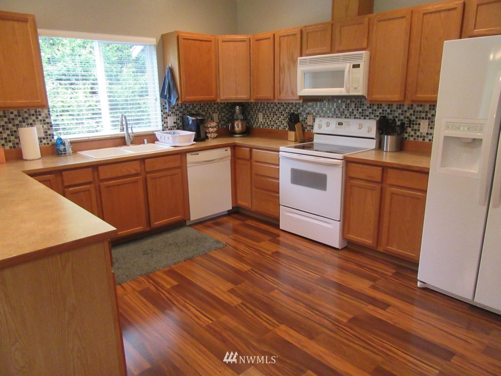 103 Moonlit Lane Winlock, WA 98596 - Photo 5 of 21