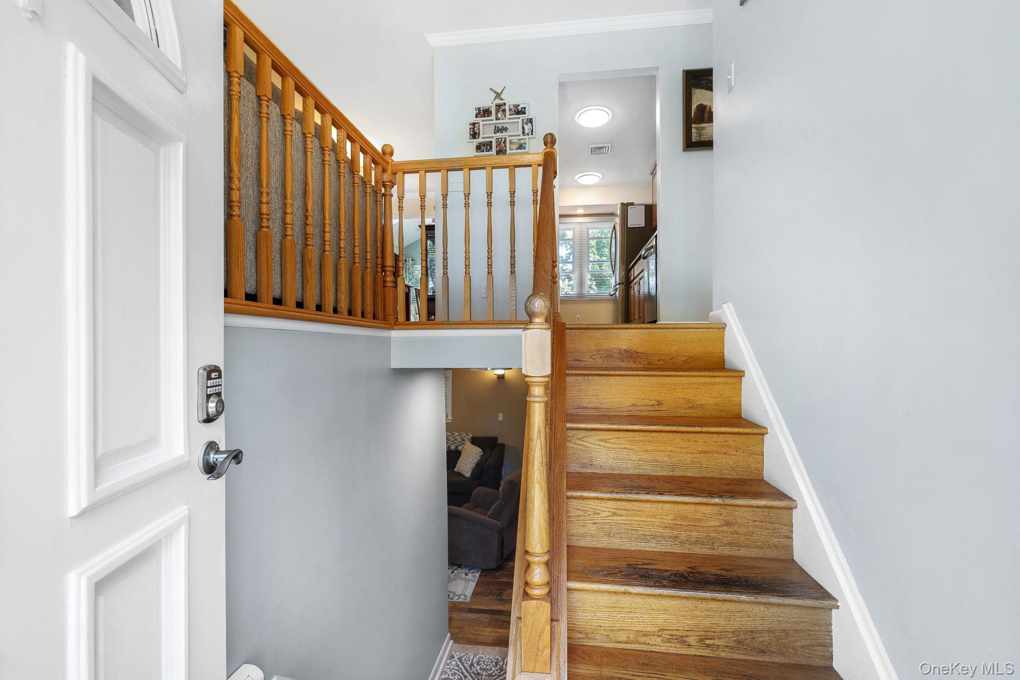 11 Danspence Road Poughkeepsie, NY 12603 - Photo 4 of 27
