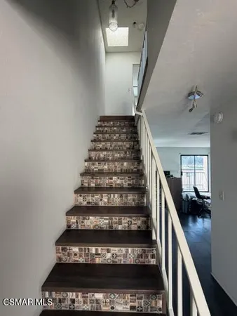 $2,700 | 21040 Parthenia Street, Unit 29, Canoga Park, CA 91304