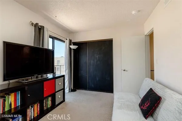 $2,700 | 21040 Parthenia Street, Unit 29, Canoga Park, CA 91304