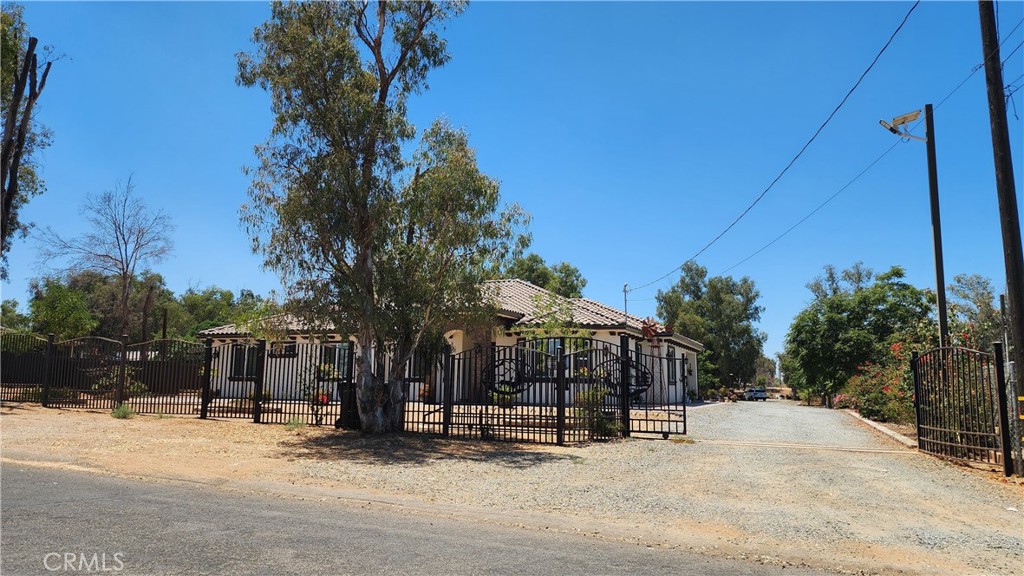 20243 Lee Road Perris, CA 92570 - Photo 14 of 75