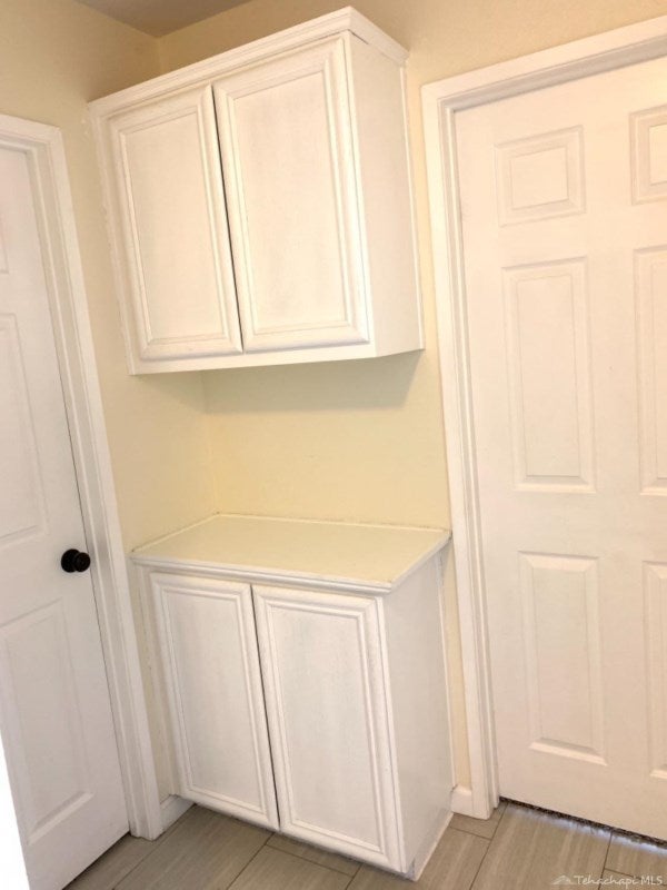 930 Clearview Street Tehachapi, CA 93561 - Photo 13 of 14 Built ins in hallway