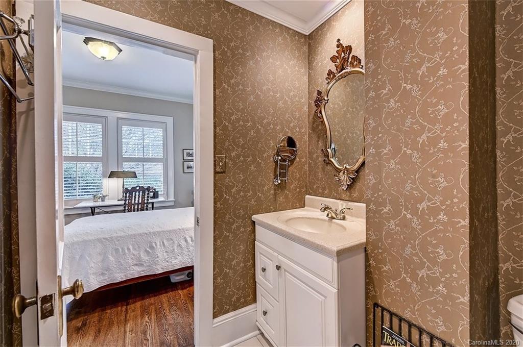 1139 Granville Road Charlotte, NC 28207 - Photo 12 of 14
