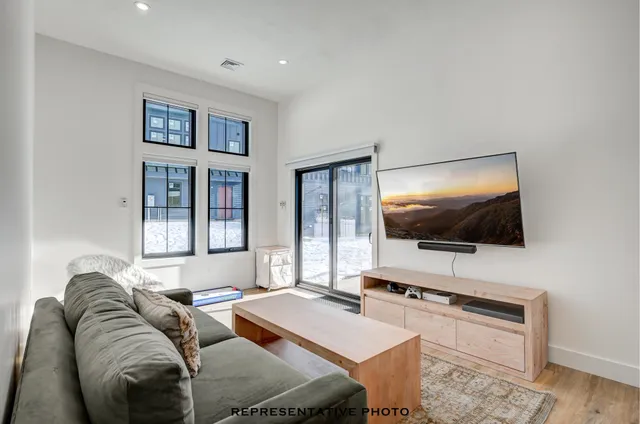 $1,200,000 | 21 Hidden Glade Drive, Bartlett, NH 03845