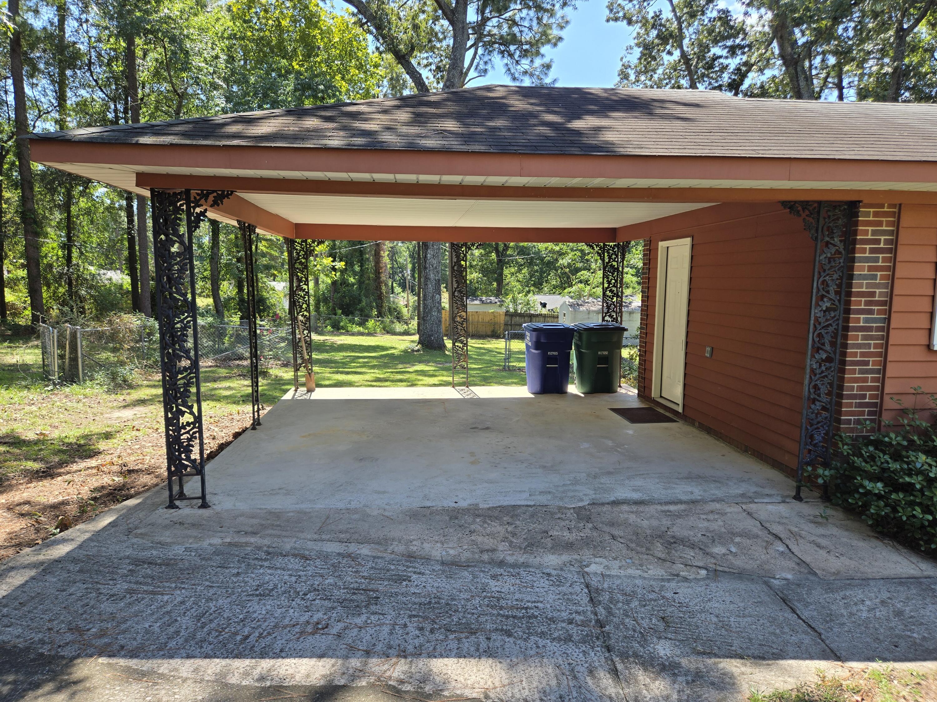 1031 Clark Road Southwest Aiken, SC 29803 - Photo 4 of 28