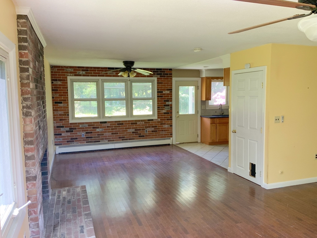 12 Old County Road Westminster, MA 01473 - Photo 16 of 23