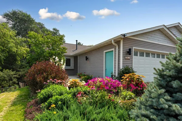 $374,900 | 1011 Poplar Street, Northfield, MN 55057