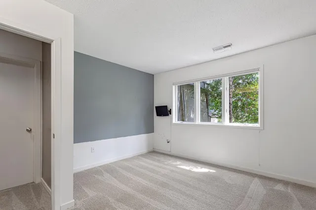 $400,000 | 1011 Poplar Street, Northfield, MN 55057