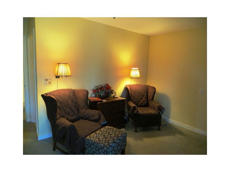 2 Round Cove Road, Unit 2 Phippsburg, ME 04562 - Photo 14 of 22 Den/Family/Great Room.