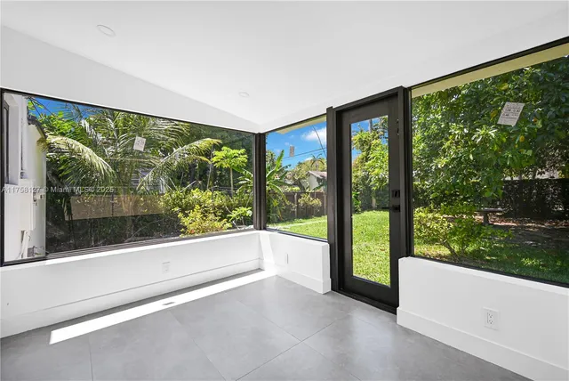 $998,000 | 2261 Southwest 26th Street, Miami, FL 33133