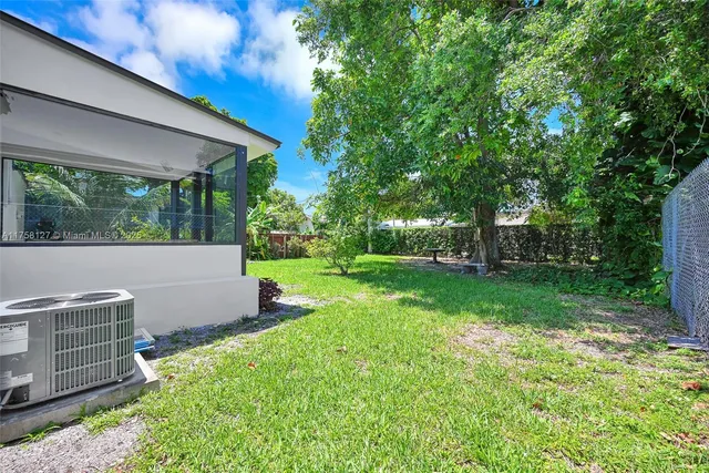 $998,000 | 2261 Southwest 26th Street, Miami, FL 33133