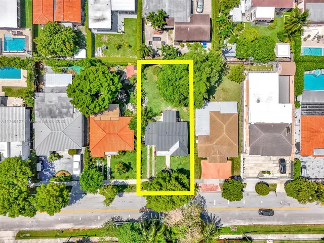 $998,000 | 2261 Southwest 26th Street, Miami, FL 33133