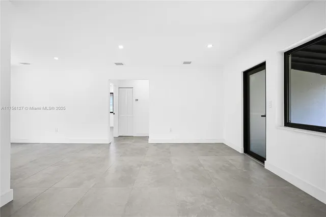 $998,000 | 2261 Southwest 26th Street, Miami, FL 33133