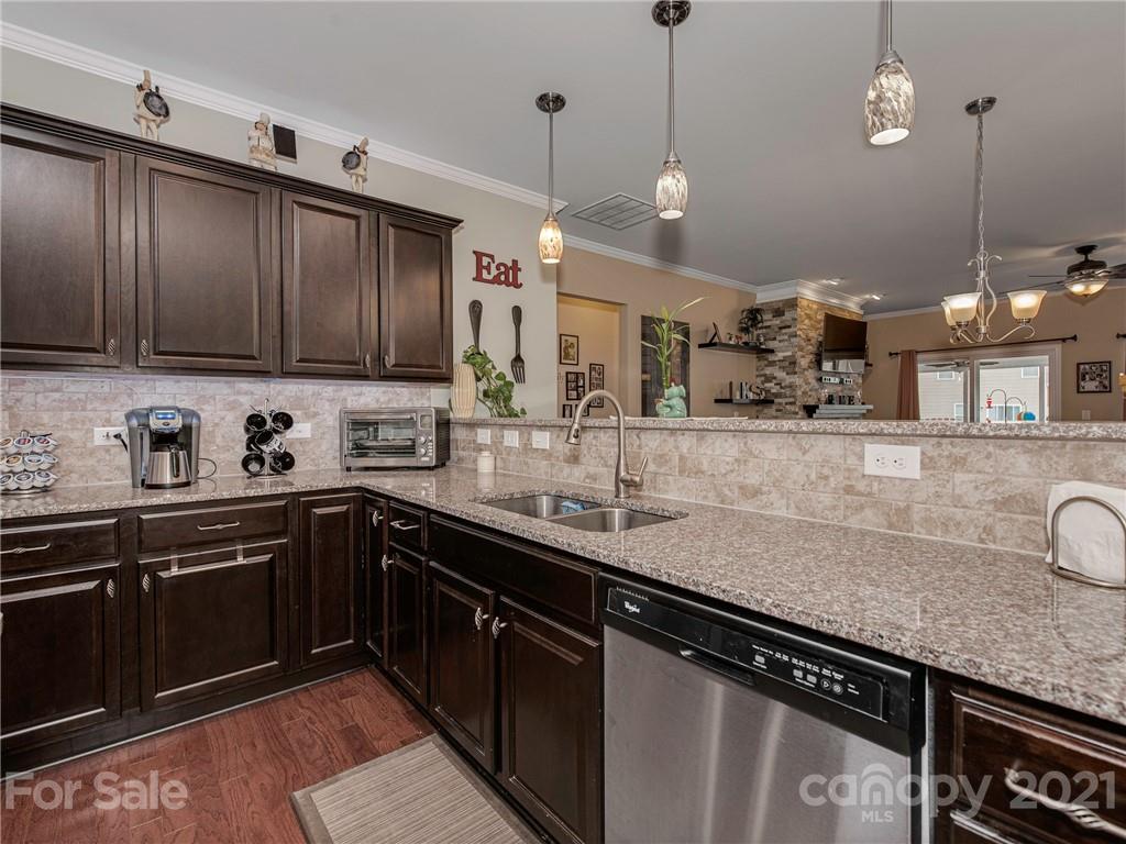 1439 Afternoon Sun Road Matthews, NC 28104 - Photo 10 of 35 Gallery Image 10