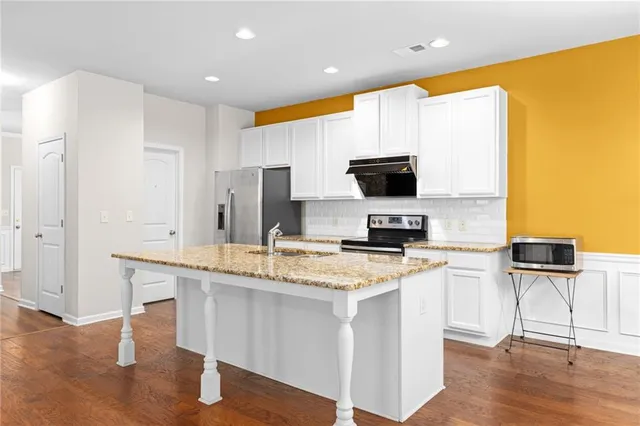 $2,095 | 5328 Cactus Cove Lane, Buford, GA 30519