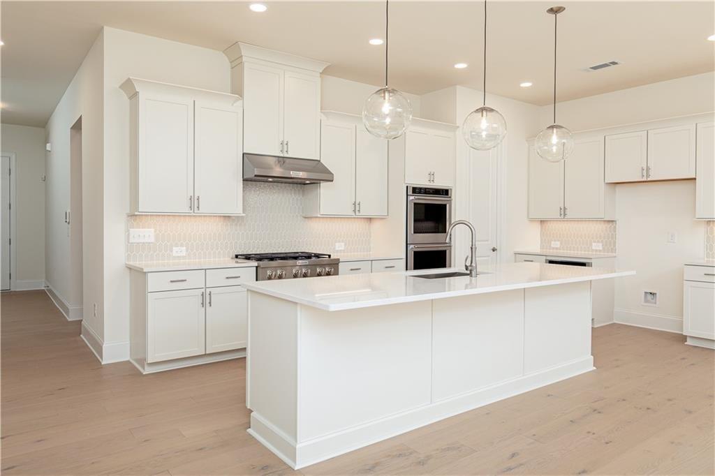 182 Mooney Road Woodstock, GA 30188 - Photo 8 of 26