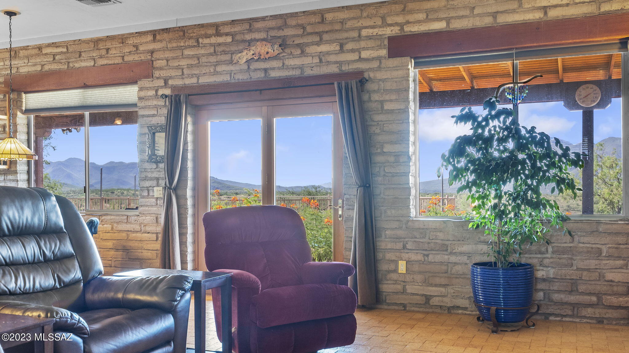 213 Camino Kennedy Rio Rico, AZ 85648 - Photo 6 of 44