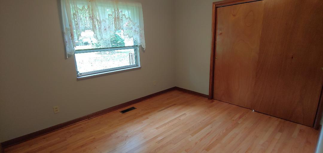 783 West Outer Drive Oak Ridge, TN 37830 - Photo 14 of 26 thumbnail (3)