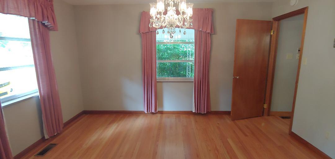 783 West Outer Drive Oak Ridge, TN 37830 - Photo 10 of 26 thumbnail (9)