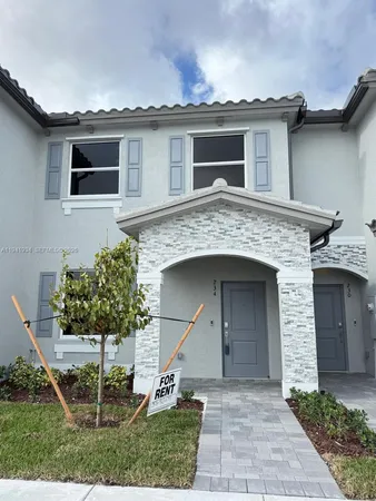 $2,400 | 234 Southeast 10th Court, Florida City, FL 33034