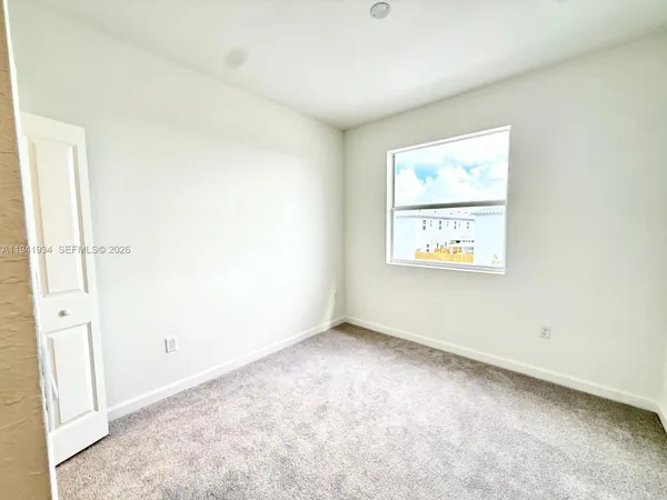 $2,400 | 234 Southeast 10th Court, Florida City, FL 33034
