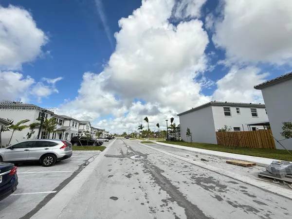 $2,400 | 234 Southeast 10th Court, Florida City, FL 33034