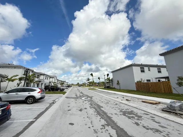 $2,500 | 234 Southeast 10th Court, Florida City, FL 33034