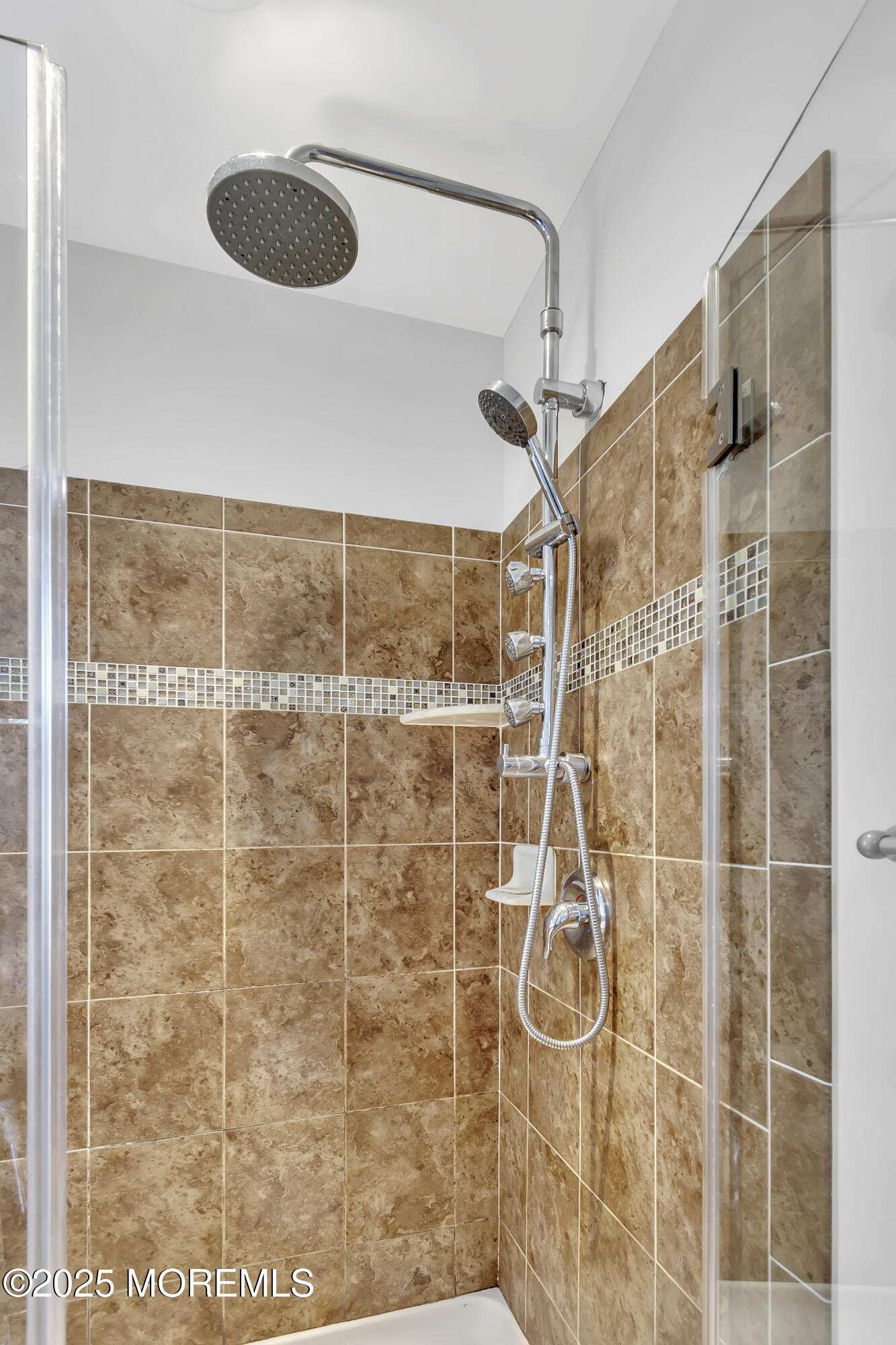 4 Christopher Drive Howell, NJ 07731 - Photo 22 of 41 027_arb_0946_111