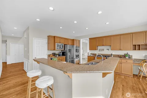 $1,899,999 | 26637 Southeast 15th Street, Sammamish, WA 98075