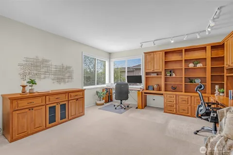 $1,899,999 | 26637 Southeast 15th Street, Sammamish, WA 98075