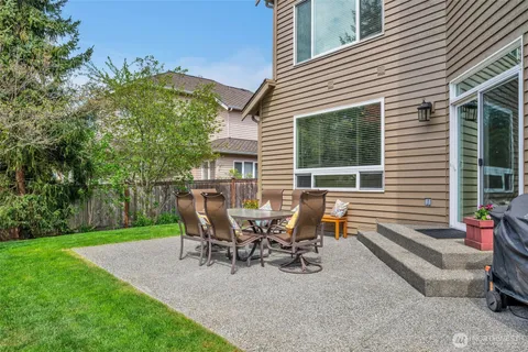 $1,899,999 | 26637 Southeast 15th Street, Sammamish, WA 98075