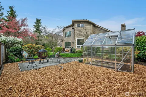 $1,899,999 | 26637 Southeast 15th Street, Sammamish, WA 98075