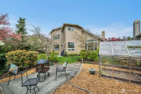 $1,899,999 | 26637 Southeast 15th Street, Sammamish, WA 98075