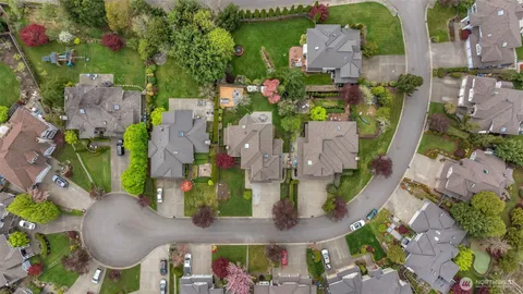 $1,899,999 | 26637 Southeast 15th Street, Sammamish, WA 98075