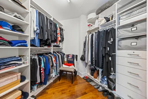 $2,490,000 | 401 North Wabash Avenue, Unit 74D, Chicago, IL 60611