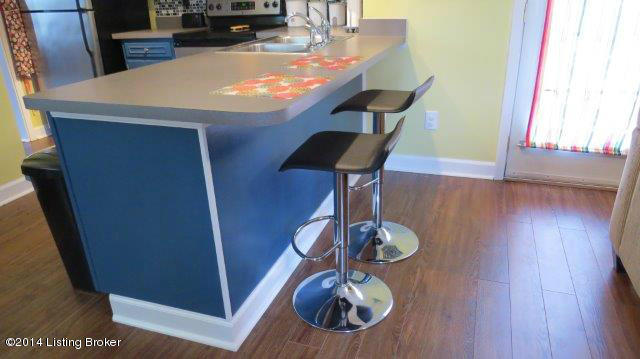 4521 Sandhill Road Louisville, KY 40219 - Photo 11 of 25 snack bar