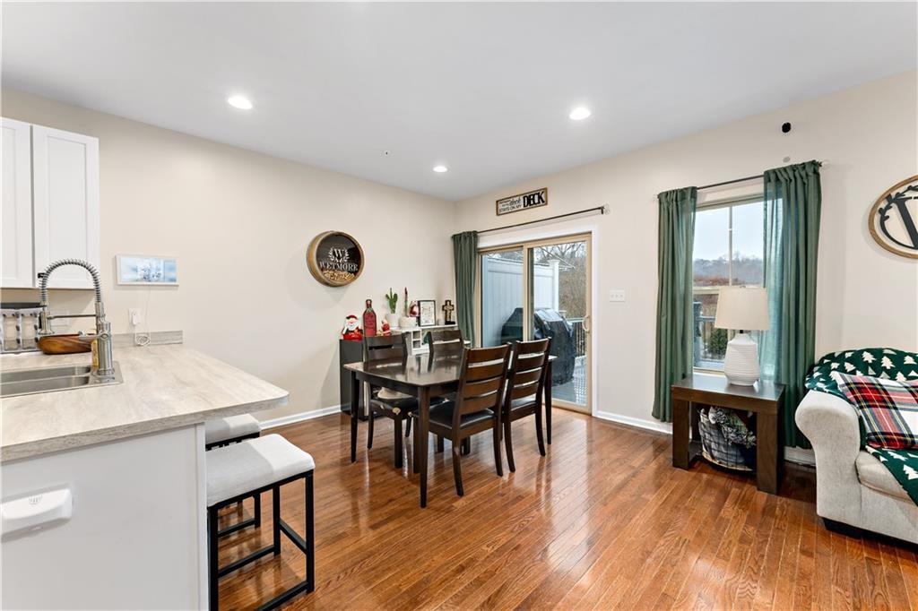 170 Arbor Trail Drive McKees Rocks, PA 15136 - Photo 7 of 28