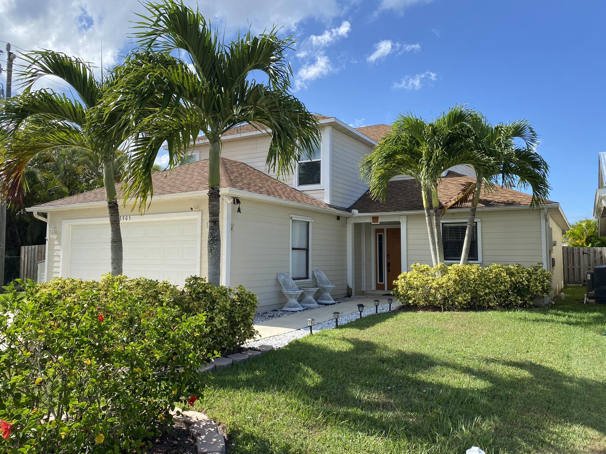 3905 Walnut Place Stuart, FL 34997 - Photo 1 of 29 IMG_0849