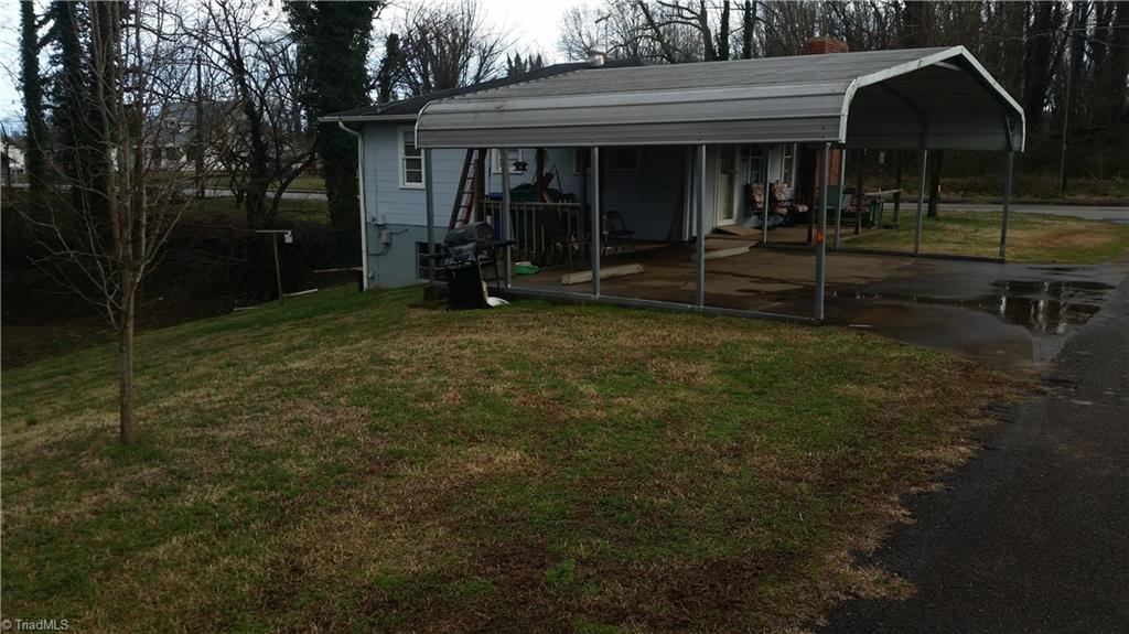 124 Cedarbrook Road Jonesville, NC 28642 - Photo 16 of 18 Gallery Image 16