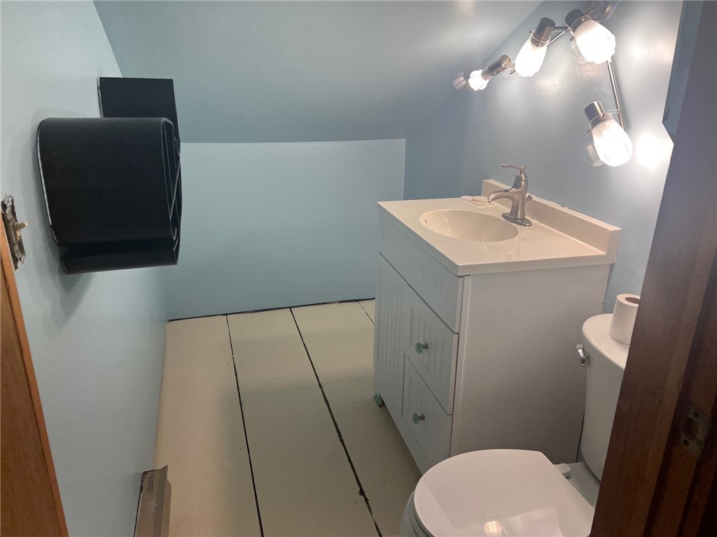 2709 Chestnut Street York, NY 14592 - Photo 23 of 27 2nd floor half bath