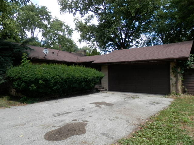 51 Baker Street Kankakee, IL 60901 - Photo 2 of 11