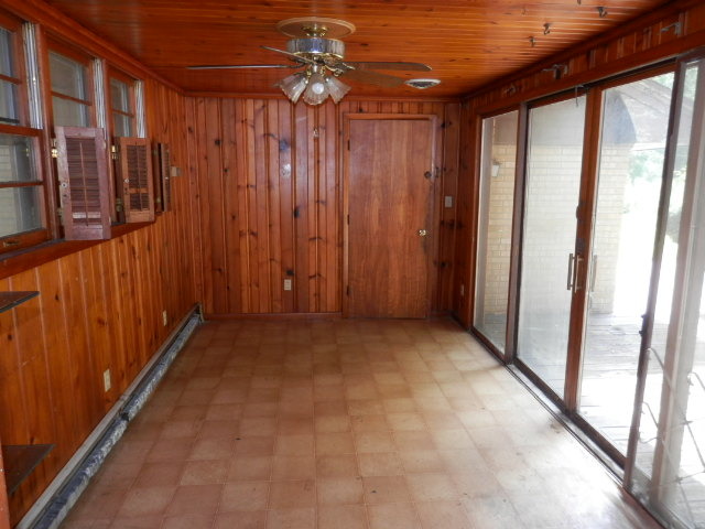 51 Baker Street Kankakee, IL 60901 - Photo 7 of 11