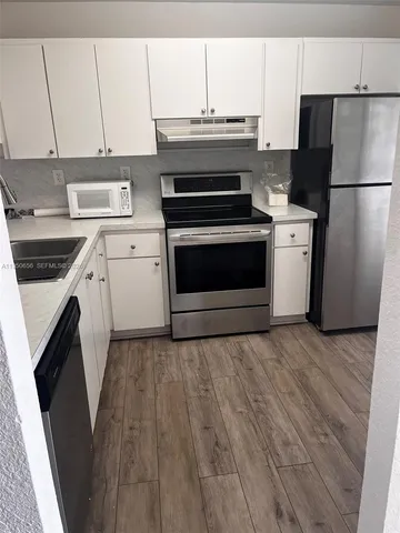 $2,700 | 11773 Southwest 108th Lane, Miami, FL 33186