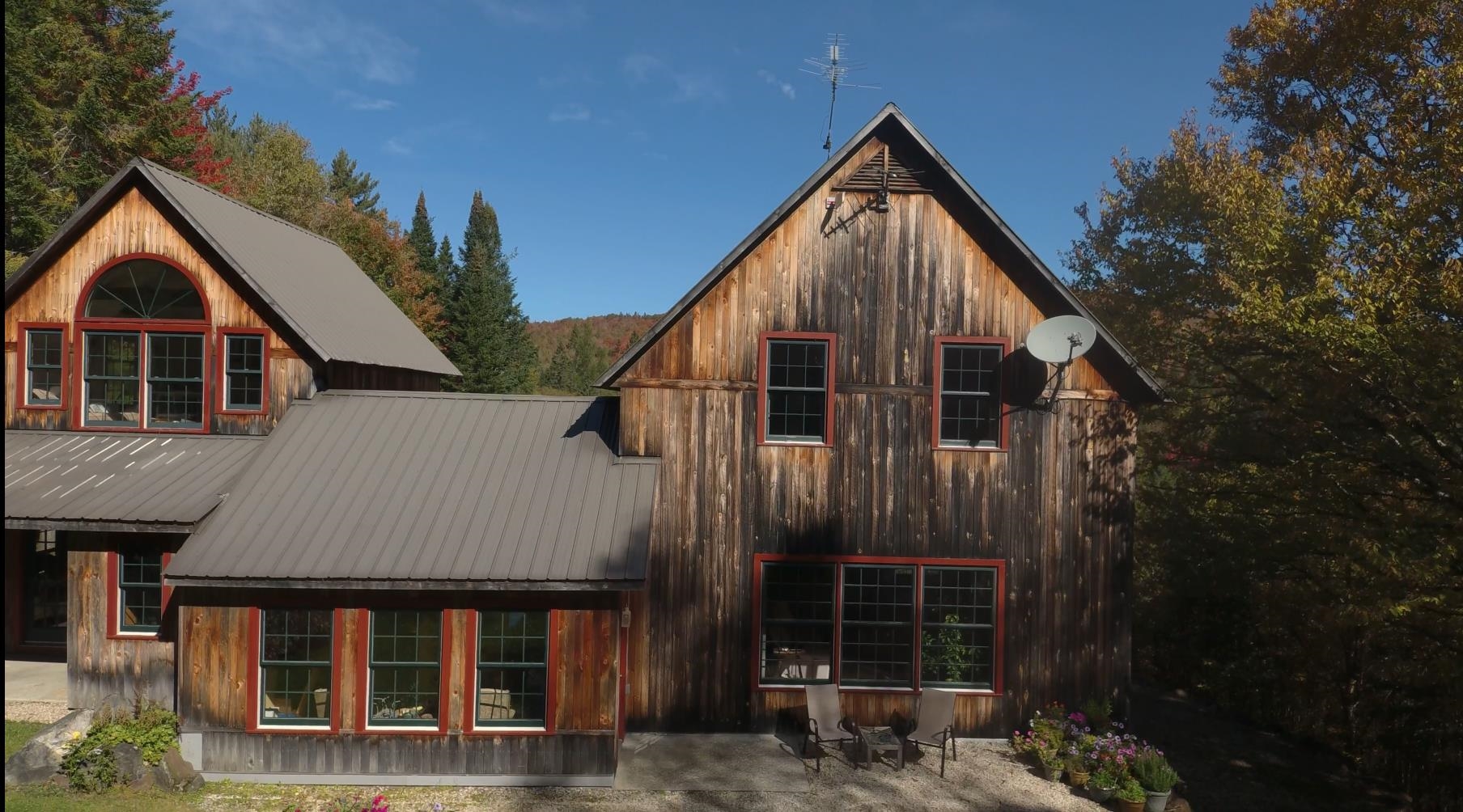 2890 Center Pond Road Newark, VT 05871 - Photo 1 of 51 Gallery Image 1