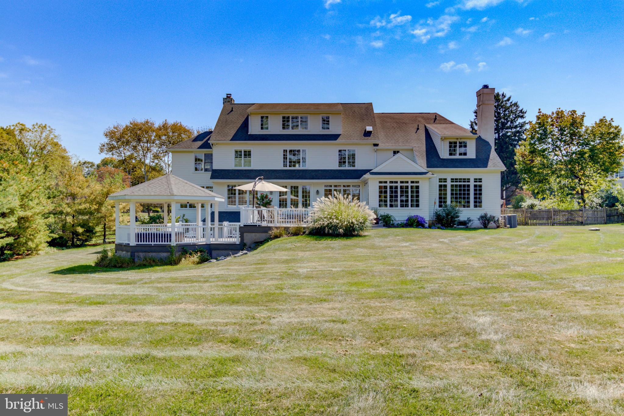 Exterior view of 3511 Sawmill Road