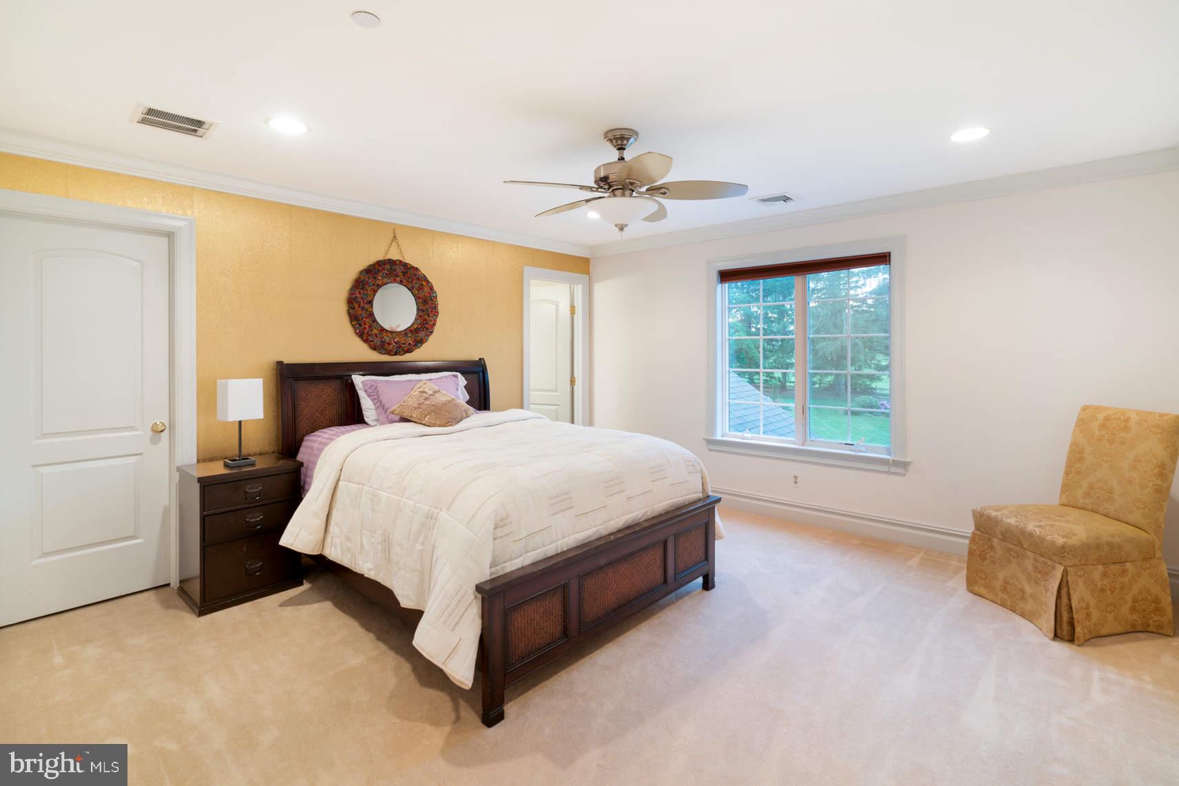 3511 Sawmill Road Newtown Square, PA 19073 - Photo 38 of 57 Third bedroom with en suite bathroom