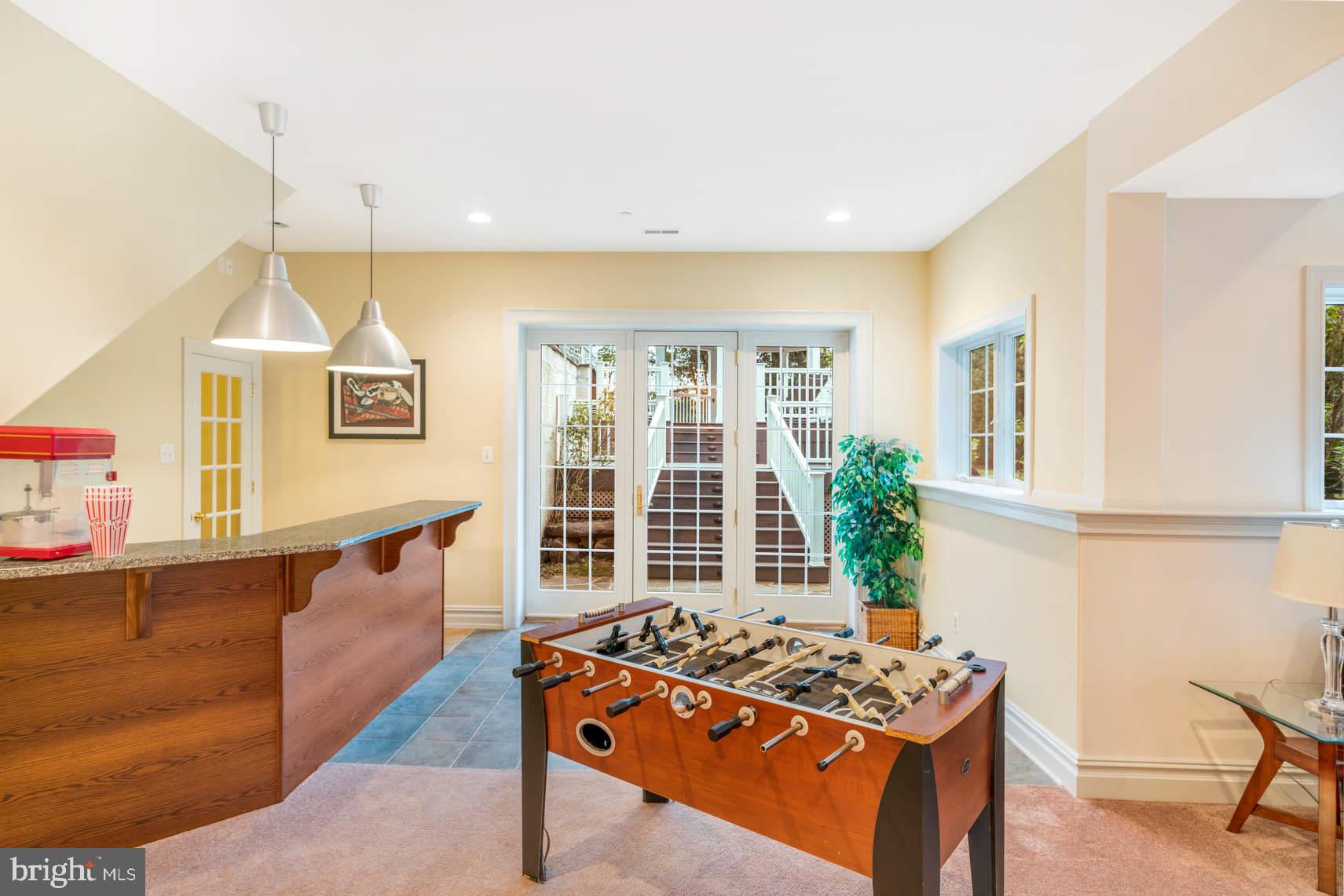 3511 Sawmill Road Newtown Square, PA 19073 - Photo 44 of 57 Built-in bar area