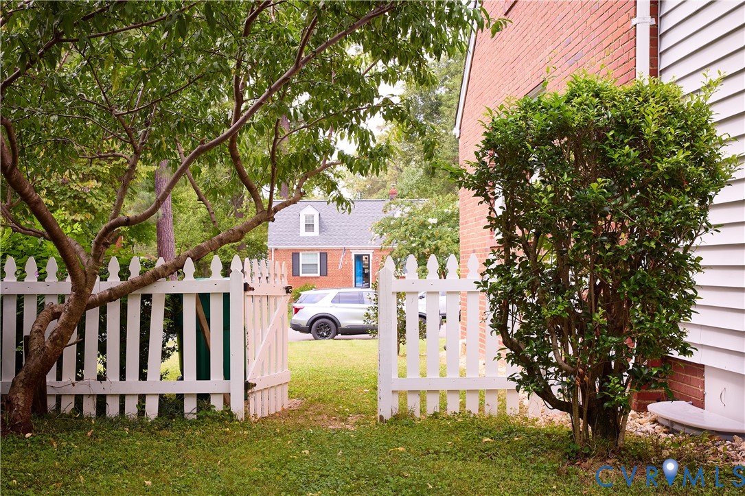 1311 Santa Rosa Road Henrico, VA 23229 - Photo 44 of 49 Fenced backyard.