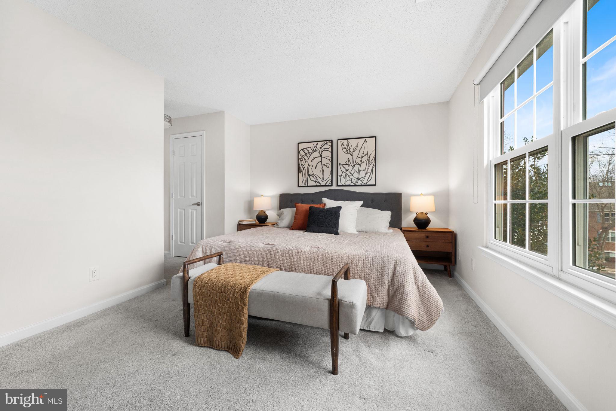 12014 Golf Ridge Court, Unit 302 Fairfax, VA 22033 - Photo 14 of 40 Primary Bedroom